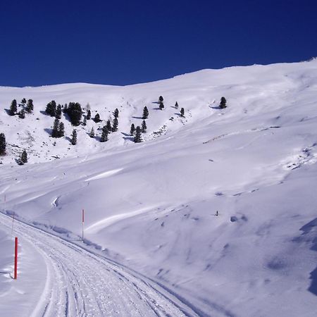 Haus Mattle Lägenhet Pettneu am Arlberg Exteriör bild